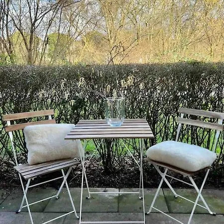 Apartment Schickes In Mit Terrasse *